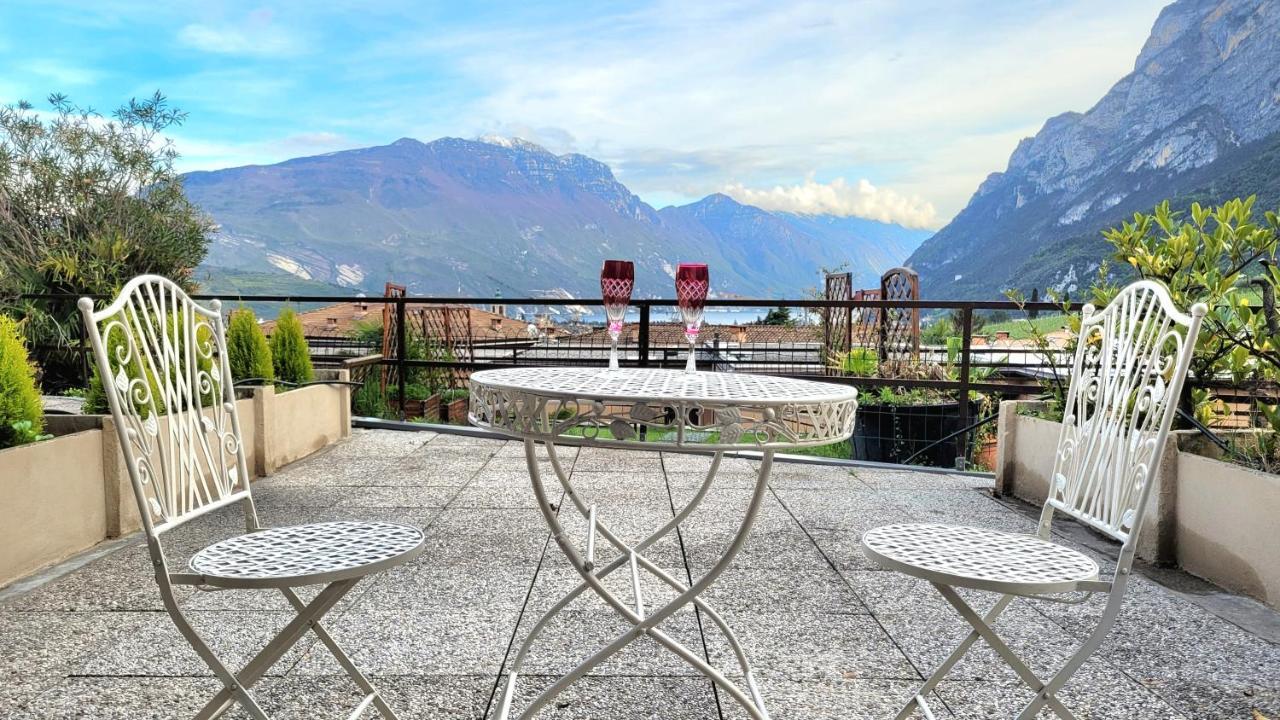 Appartamento Peace&Lake Riva del Garda Exterior foto