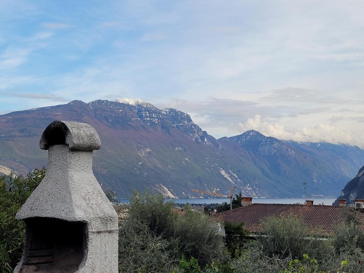 Appartamento Peace&Lake Riva del Garda Exterior foto